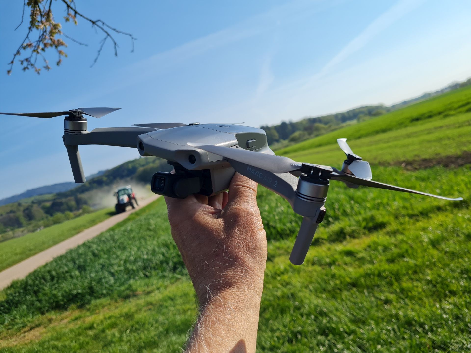 AIR2 20210427 173554 mini